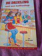 De Drieling runt een koffieshop - Trix van Brussel, Boeken, Ophalen of Verzenden, Gelezen, Trix van Brussel