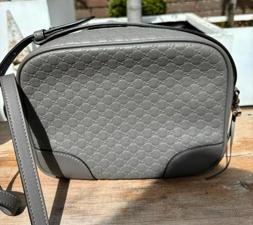 Originele Gucci Bree leather crossbody bag met aankoopbon, Kinderen en Baby's, Luiertassen, Zo goed als nieuw, Ophalen