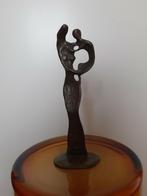 Bronzen beeldje moeder met kind., Ophalen