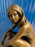 Bronzen beeld van een vrouw . Naakte sculpturen, Ophalen of Verzenden