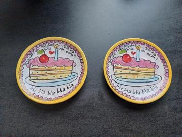 Blond Amsterdam petit four bordjes beschikbaar voor biedingen