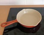Cousances (Le Creuset) steelpan in de kleur Flamme Dorée #16, Ophalen of Verzenden, Zo goed als nieuw, Gietijzer, Koekenpan of Braadpan
