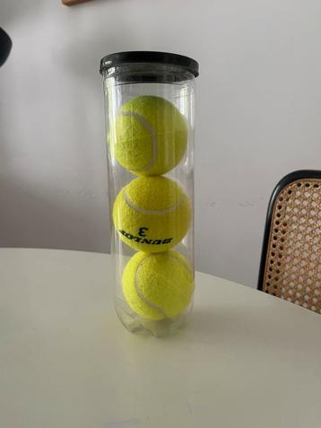 Dunlop tennisballen beschikbaar voor biedingen