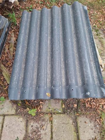 Asbestvrije golfplaat 153x105 - reeds aangesneden beschikbaar voor biedingen
