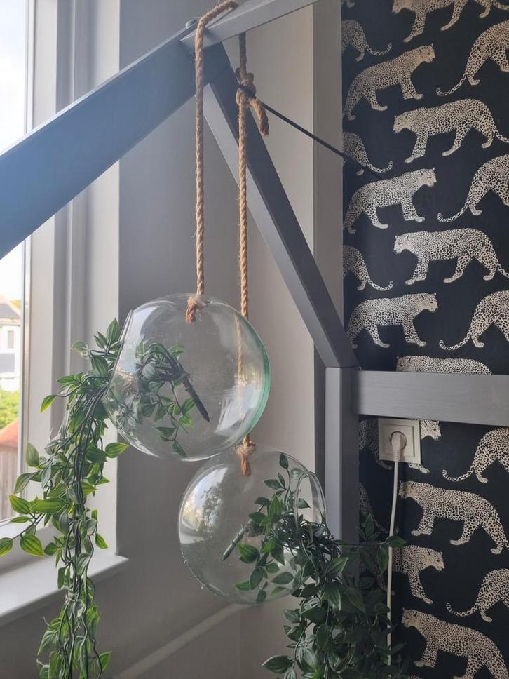 Glazen Bollen met Nep Planten - Decoratie, Huis en Inrichting, Woonaccessoires | Vazen, Zo goed als nieuw, Overige kleuren, Minder dan 50 cm