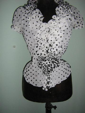 Blouse kleur zwart/wit beschikbaar voor biedingen
