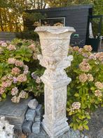 Tuinpilaar/zuil met vaas - Gratis af te halen, Ophalen, Gebruikt, Beton, Overige typen