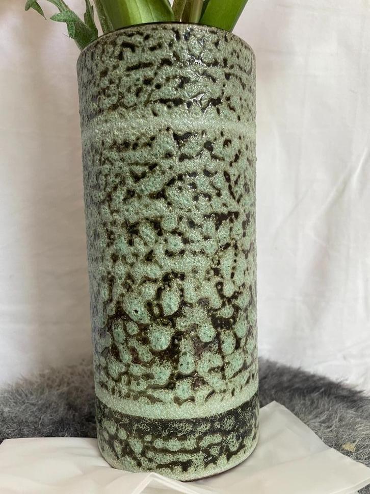 Vaas Mooie Groene Cilindervaas Mobach ca.1960, Antiek en Kunst, Antiek | Vazen, Ophalen of Verzenden