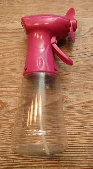 Roze water spray hand ventilator beschikbaar voor biedingen