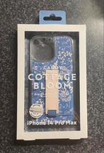 MVMT CADDY COTTAGE BLOOM IPHONE 14 PRO MAX CASE, Ophalen of Verzenden, Zo goed als nieuw, IPhone 14 Pro Max, Hoesje of Tasje