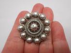 Zilveren antieke Zeeuwse knoppen broche nr.2003, Gebruikt, Verzenden, Minder dan 4 cm, Zilver