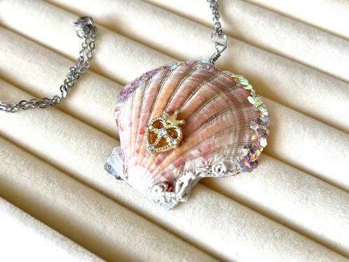 Schelp ketting met hanger “queen of the sea” roze, Sieraden, Tassen en Uiterlijk, Kettingen, Nieuw, Overige materialen, Zilver