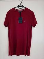 Tommy Hilfiger t-shirt, maat XS. Nieuw met label., Tommy Hilfiger, Nieuw, Ophalen of Verzenden, Rood