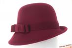 cloche dophoed Dameshoed Hawkins bordeaux paars vilt 53-57, Kleding | Dames, Hoeden en Petten, Nieuw, One size fits all, Ophalen of Verzenden