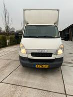 Iveco Daily Bakwagen met Laadklep –m 183.743 km Nieuwe APK, Auto's, Voorwielaandrijving, Euro 5, Stof, 3035 kg
