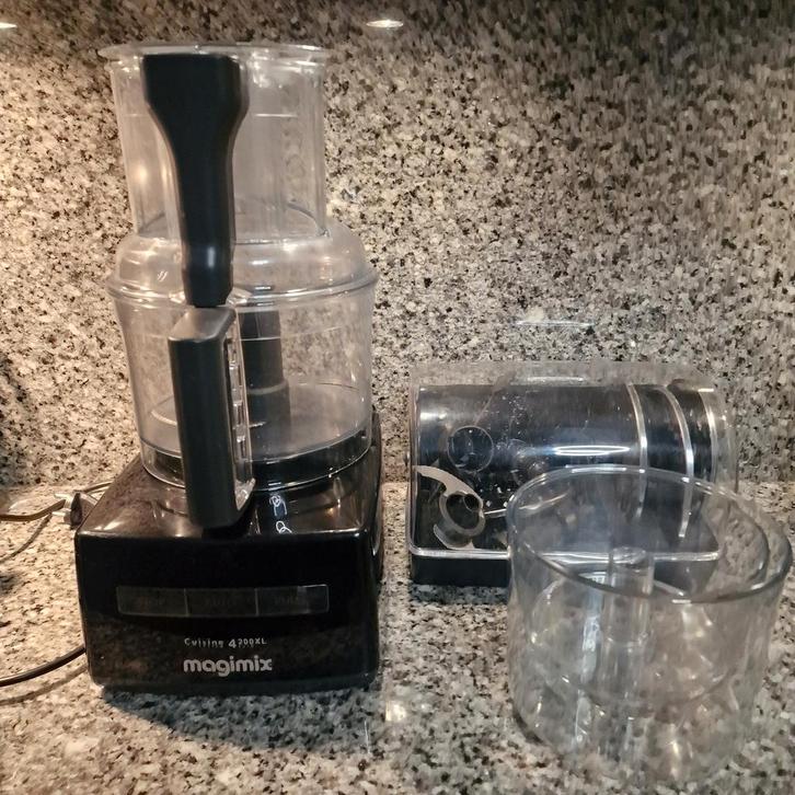 Magimix 4200 XL Keukenmachine, Witgoed en Apparatuur, Keukenmixers, Zo goed als nieuw, 3 tot 4 liter, 3 snelheden of meer, Vaatwasserbestendig