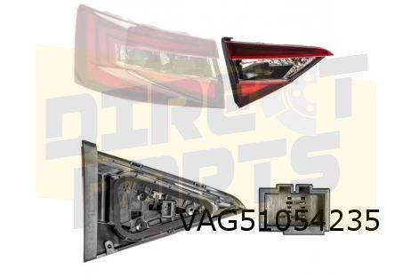 Skoda Superb (3/15-9/19) Achterlicht Links binnen (donker) (, Auto-onderdelen, Verlichting, Skoda, Nieuw, Verzenden