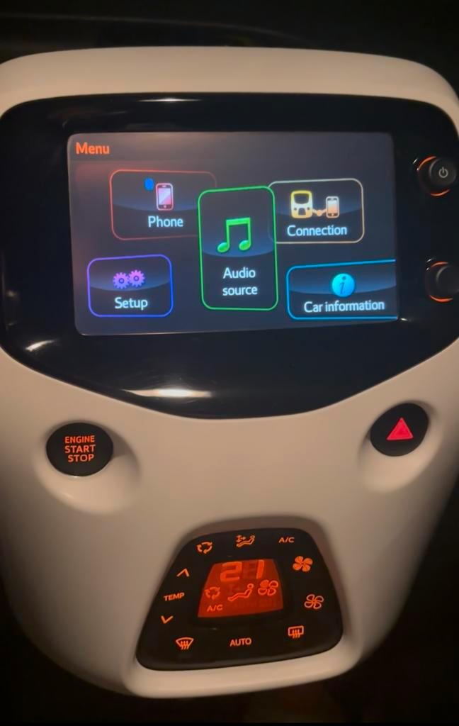 Orgineel peugeot 108 / toyota aygo/ citroën c1 touch scherm, Auto diversen, Autoradio's, Zo goed als nieuw, Ophalen of Verzenden