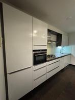 Nette Rechte keuken + Apparatuur Siemens + GEDEMONTEERD, Verzenden, Zo goed als nieuw, Wit, Enkelwandige keuken