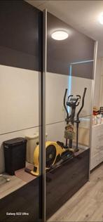 Kledingkast 230 breed 230 hoog en 57 diep, Sport en Fitness, Dansen, Ophalen of Verzenden, Zo goed als nieuw, Kleding