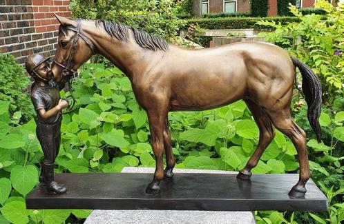 MEISJE MET PAARD / Bronzen beeld, Antiek en Kunst, Kunst | Beelden en Houtsnijwerken, Ophalen of Verzenden