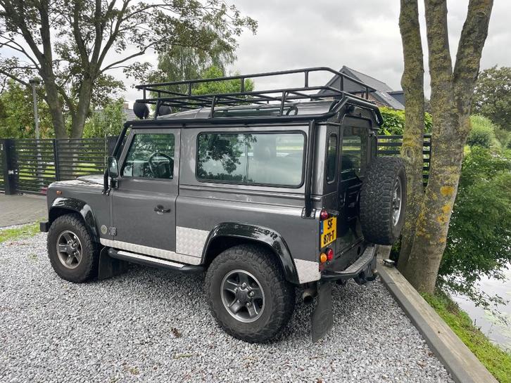 Land Rover 2001 Grijs, Auto's, Land Rover, Particulier, 4x4, ABS, Airconditioning, Alarm, Bluetooth, Centrale vergrendeling, Lichtmetalen velgen