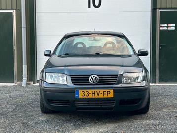 Volkswagen Bora 2.0 AUTOMAAT | AIRCO | STOELVERARMING |CRUIS beschikbaar voor biedingen