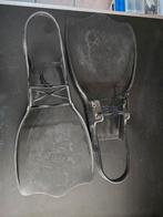 Bellyboat flippers, Watersport en Boten, Hengelsport | Roofvissen, Ophalen of Verzenden, Gebruikt, Overige typen