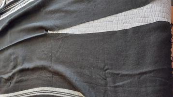 Omslagdoek/poncho  beschikbaar voor biedingen