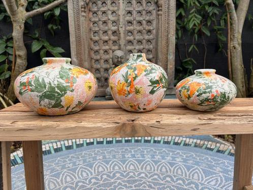 Aardewerk craquelé vaas bloemen oranje groen Aardewerk vaas, Huis en Inrichting, Woonaccessoires | Vazen, Nieuw, Overige kleuren