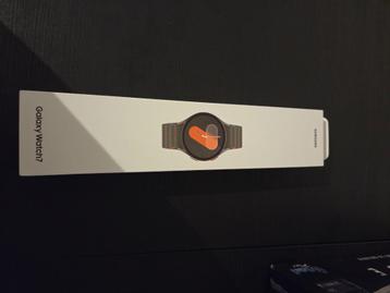 Samsung Galaxy Watch 7 beschikbaar voor biedingen