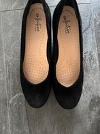 Clarks sleehak pumps maat 40 - Zo goed als nieuw!, Ophalen of Verzenden, Zo goed als nieuw, Zwart, Pumps