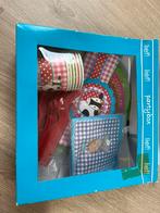 Lief party pakket met bekers, borden, bestek enz. Nu 5,-, Ophalen of Verzenden, Nieuw, Overige