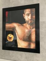 gay kunst schilderij man met appel( javier grekss), Ophalen of Verzenden