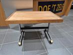 Vintage tafeltje, Ophalen