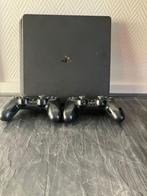 Playstation 4 + twee controllers en fifa 23, Spelcomputers en Games, Spelcomputers | Sony PlayStation 4, Ophalen, Met 2 controllers