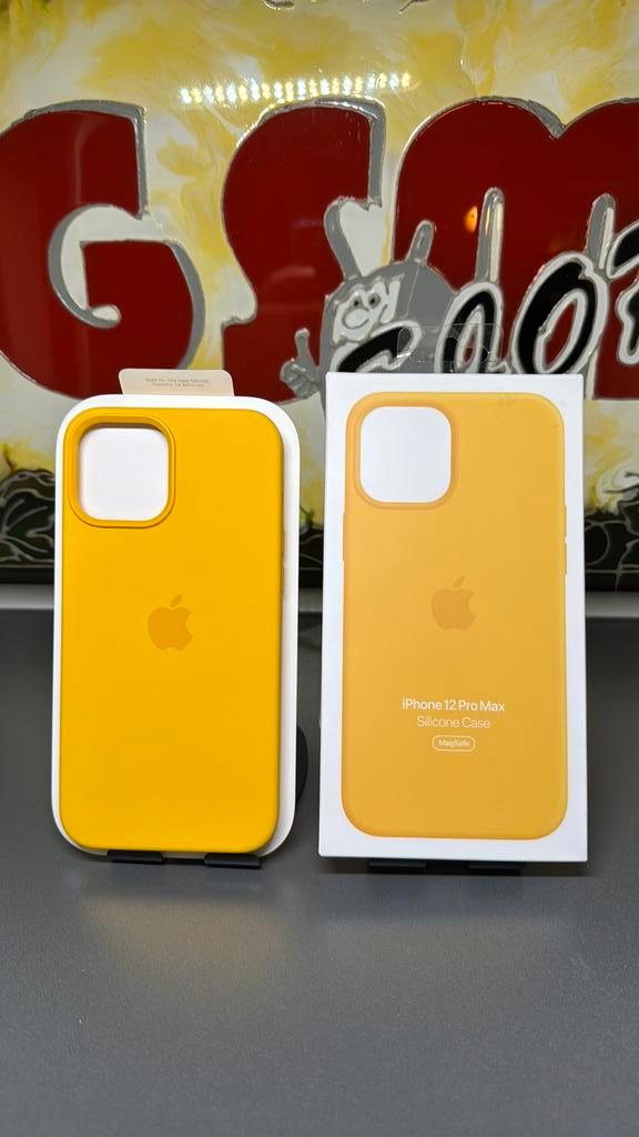 Apple iPhone 12 Pro Max Silicone case Sunflower, Telecommunicatie, Mobiele telefoons | Hoesjes en Frontjes | Apple iPhone, Nieuw