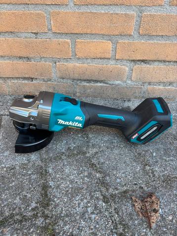 Makita GA008GZ Slijptol 125mm 40V beschikbaar voor biedingen