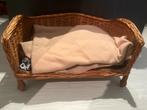 Rotan hondenbankje 64 bij 40cm met deken – stevige kwaliteit, Dieren en Toebehoren, Hondenmanden, Ophalen, Zo goed als nieuw, Riet