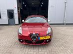 Alfa Romeo Giulietta 1.4 Turbo Multi AIR TCT 2013 Rood, Auto's, 65 €/maand, 1280 kg, Zwart, 4 cilinders