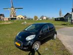 Citroën C1 1.0 5-DRS Sensodrive 2011 Zwart automaat, Auto's, Stof, Metallic lak, Zwart, 4 stoelen