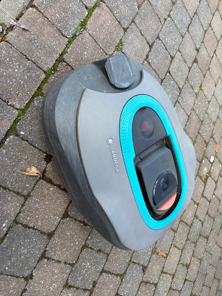 Gardena Sileno 1600 robotmaaier, Ophalen, Gebruikt, Minder dan 30 cm, Accu-grasmaaier
