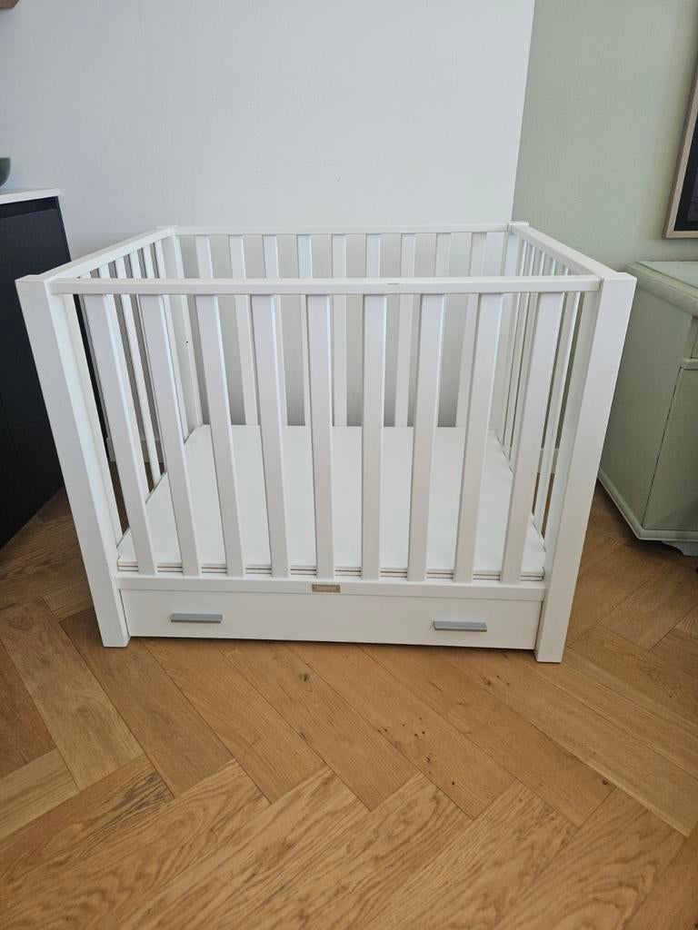 Bopita Brent Box Wit met Lade - Verstelbaar en ledikant, Kinderen en Baby's, Boxen, Ophalen, Gebruikt, Vierkant, In hoogte verstelbaar