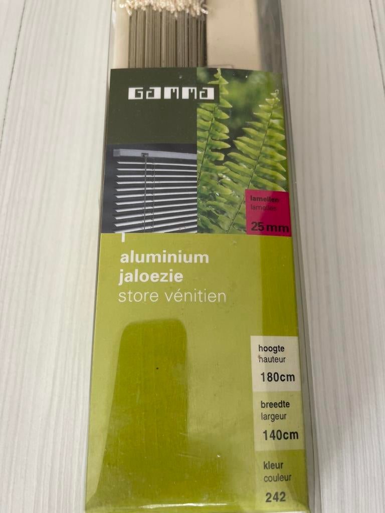 Gamma Mooie Crémekleurige Jaloezie Nieuw, Ophalen of Verzenden, Zo goed als nieuw