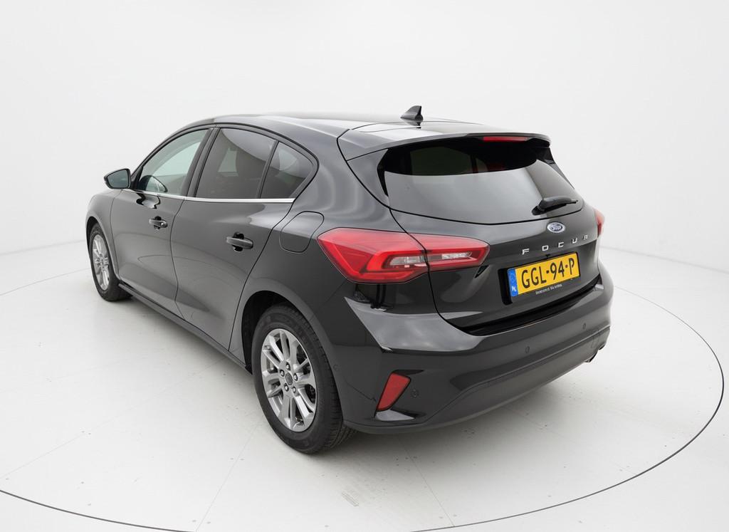 Ford FOCUS 1.0 EcoBoost Hybrid Titanium|Groot scherm|Parkeer, 125 pk, Gebruikt, Euro 6, Zwart