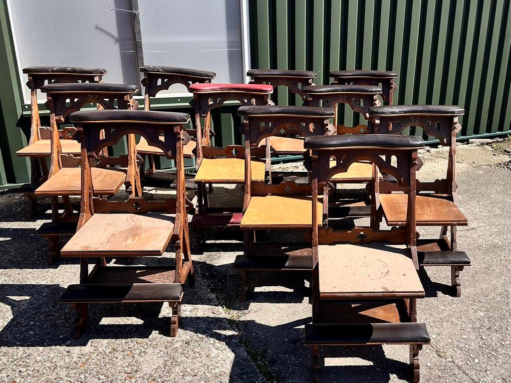 Bid-stoeltjes, Ophalen