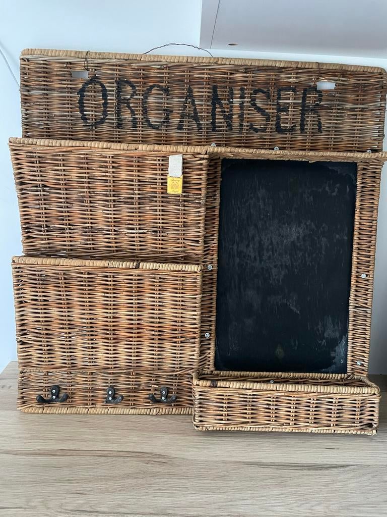Riviera Maison Organizer met Haken en Schoolbord, Ophalen, Gebruikt, Landelijk, Natuurlijk materiaal