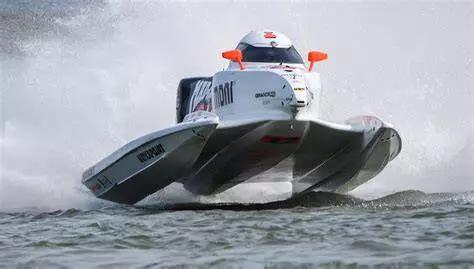 Gezocht: F1 formula powerboat, Ophalen, Gebruikt