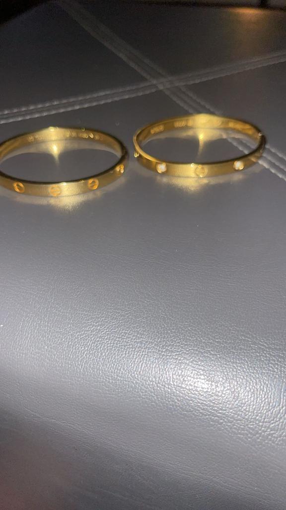 Cartier love armbanden, Sieraden, Tassen en Uiterlijk, Armbanden, Ophalen of Verzenden, Nieuw, Goud, Staal