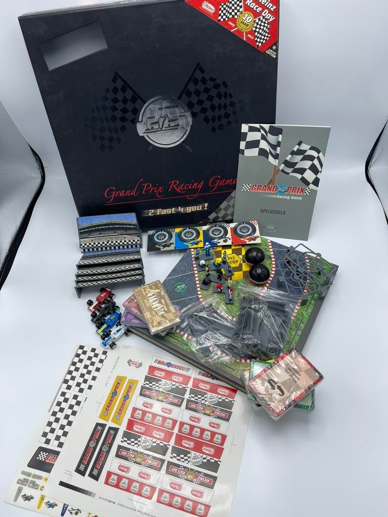 Grand prix racing game F1, Hobby en Vrije tijd, Gezelschapsspellen | Bordspellen, Ophalen of Verzenden, Zo goed als nieuw